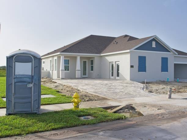 Porta potty delivery and setup in Gardiner, ME